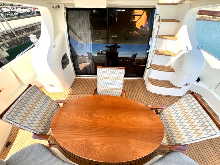 Jbys Trade Yacht Photos Pics Aft Deck Wood Table / Seating Area