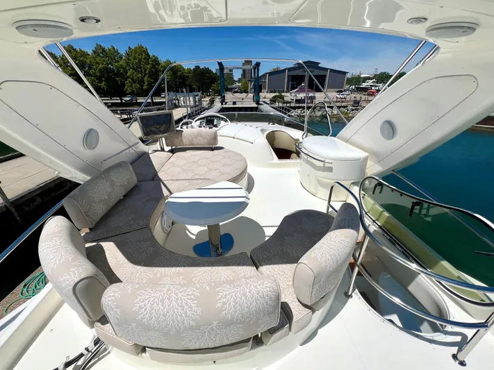 Jbys Trade Yacht Photos Pics FlyBridge U-Shaped Seating Area