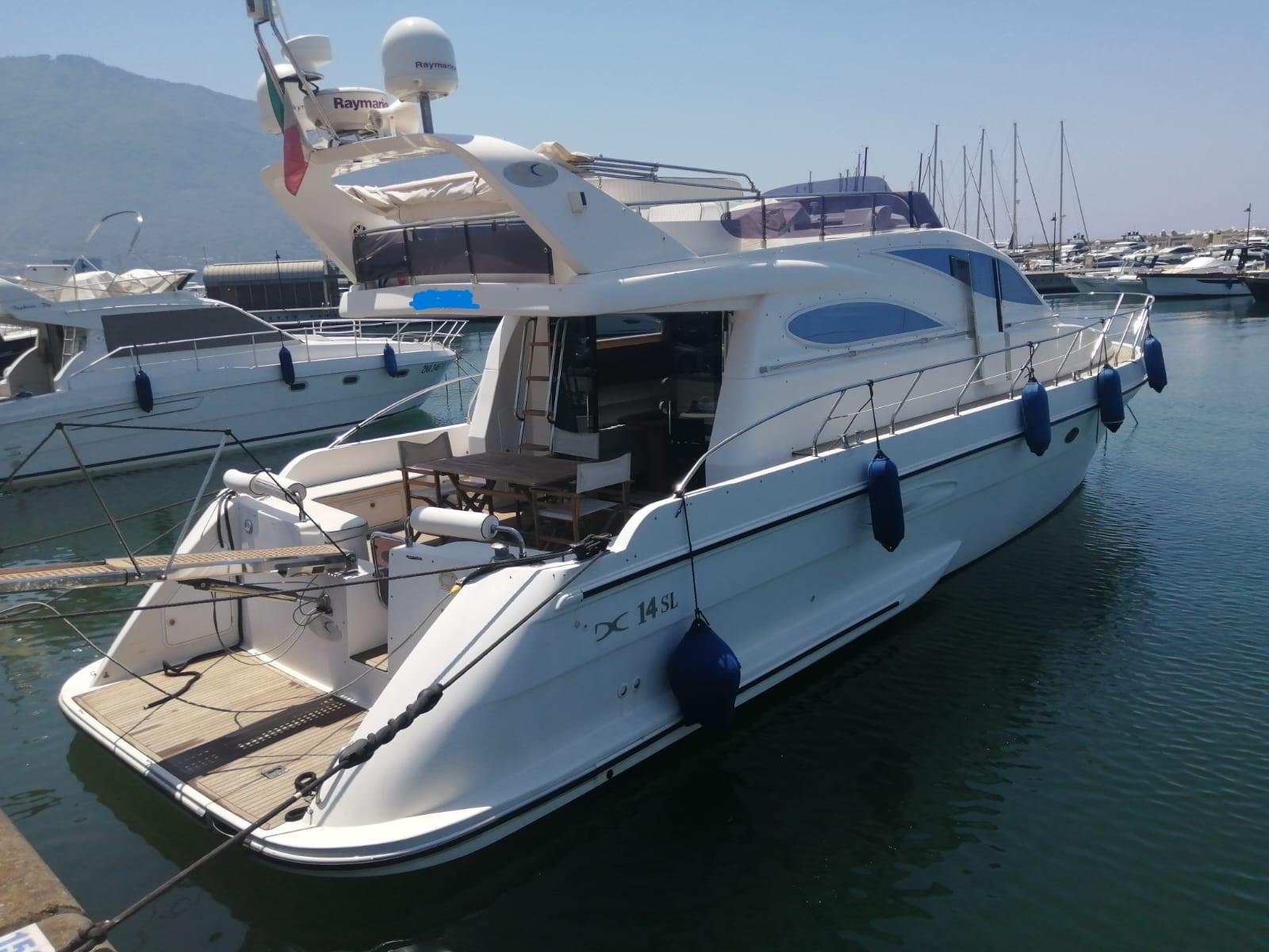 2009 Dellapasqua DC 14 SL Flying Bridge