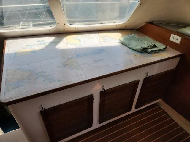 Lickety Split Yacht Photos Pics 