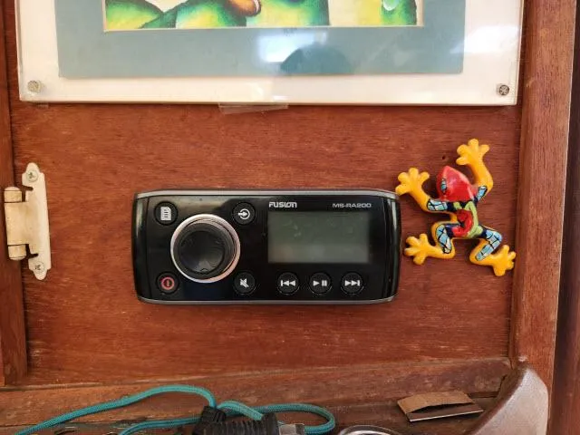 Lickety Split Yacht Photos Pics 