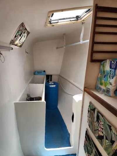 Lickety Split Yacht Photos Pics 