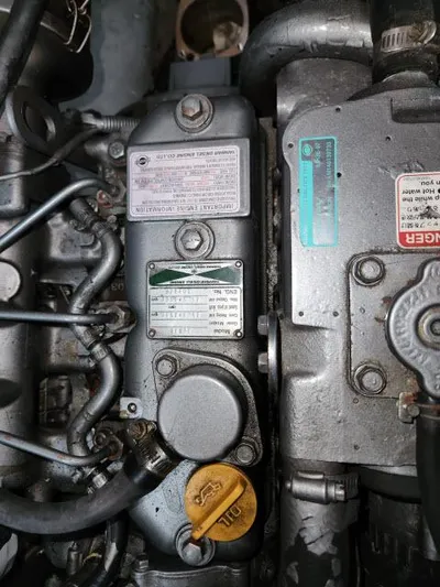 Lickety Split Yacht Photos Pics 