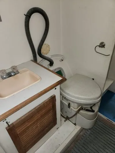 Lickety Split Yacht Photos Pics 