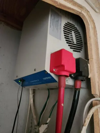 Lickety Split Yacht Photos Pics 