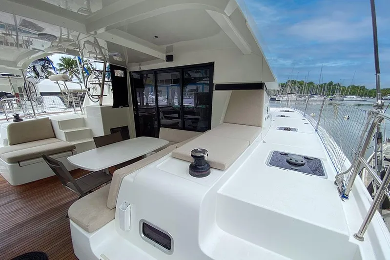  Yacht Photos Pics Lagoon 42