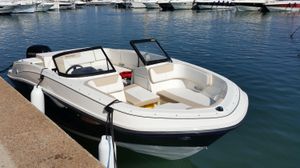 2023 Bayliner VR5 Aussenborder Version