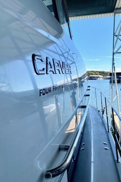 1999 Carver 456 Aft Cabin Motor Yacht
