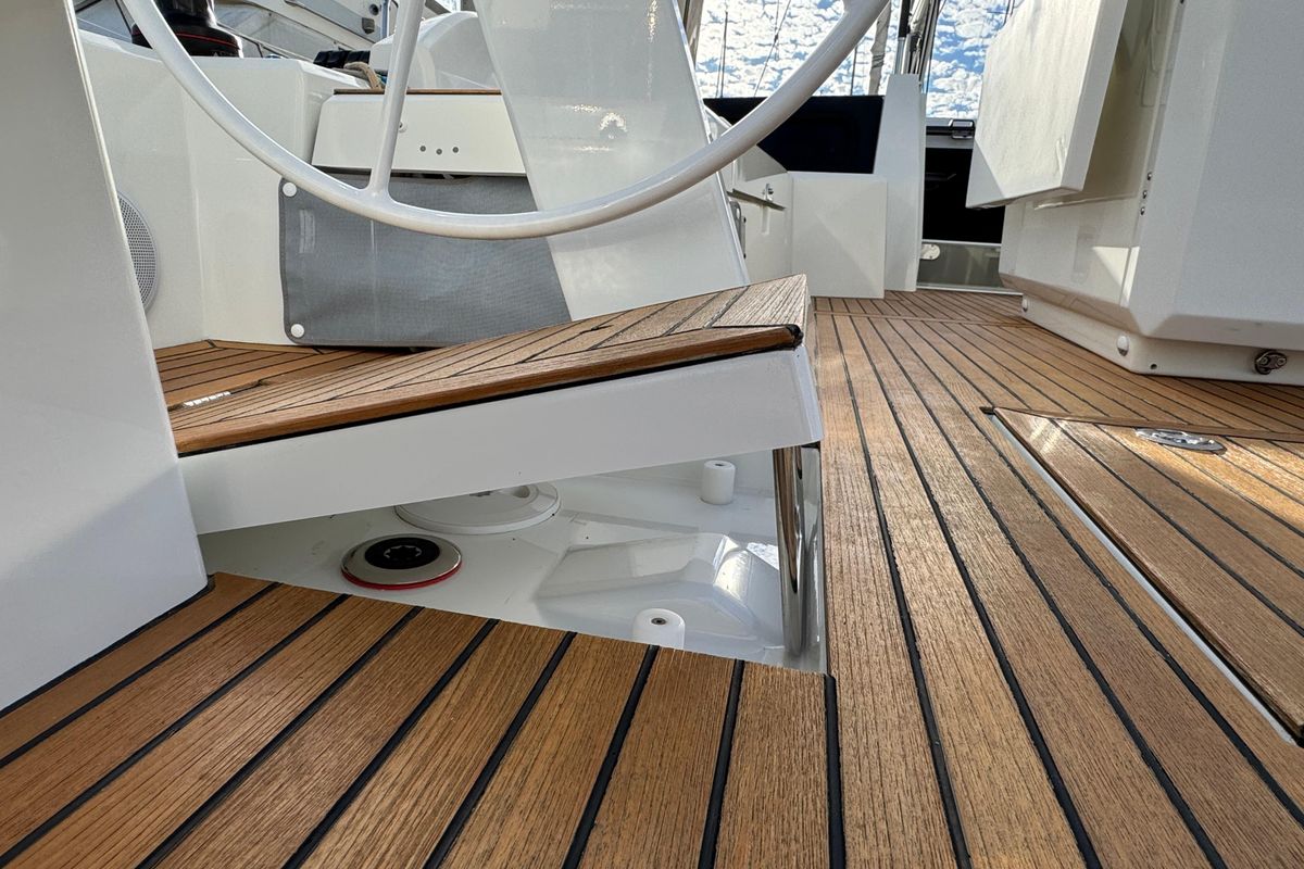 2023 Beneteau 47 