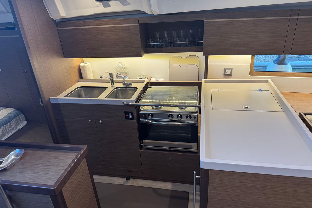 2023 Beneteau 47 