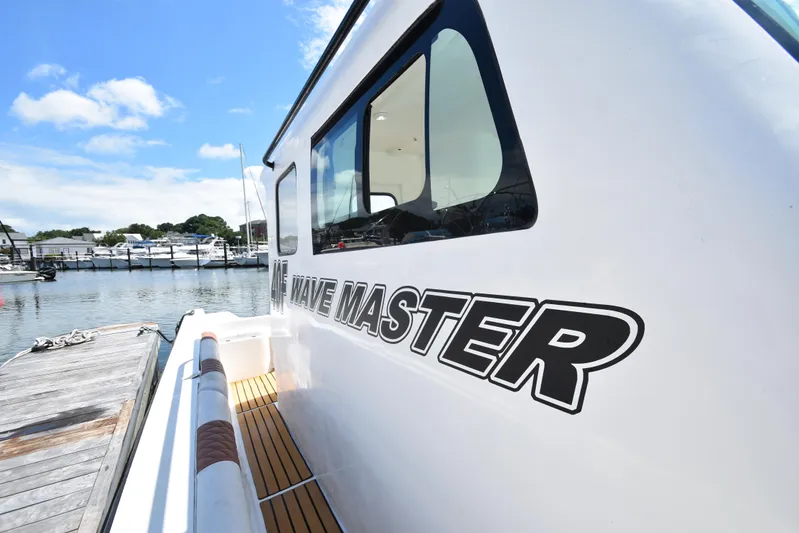 Wave Master Yacht Photos Pics 