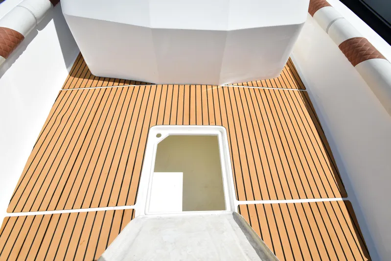 Wave Master Yacht Photos Pics 