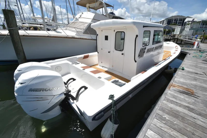 Wave Master Yacht Photos Pics 