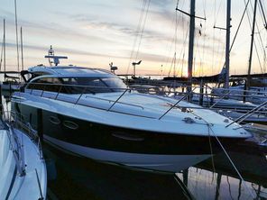 2014 Princess V 52