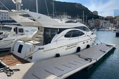 2000 Azimut 46