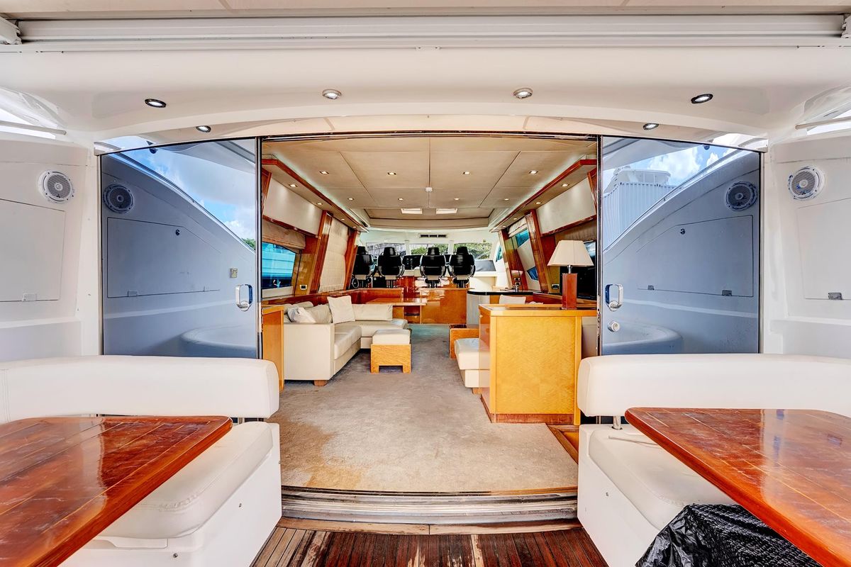 2007 Sunseeker 108 