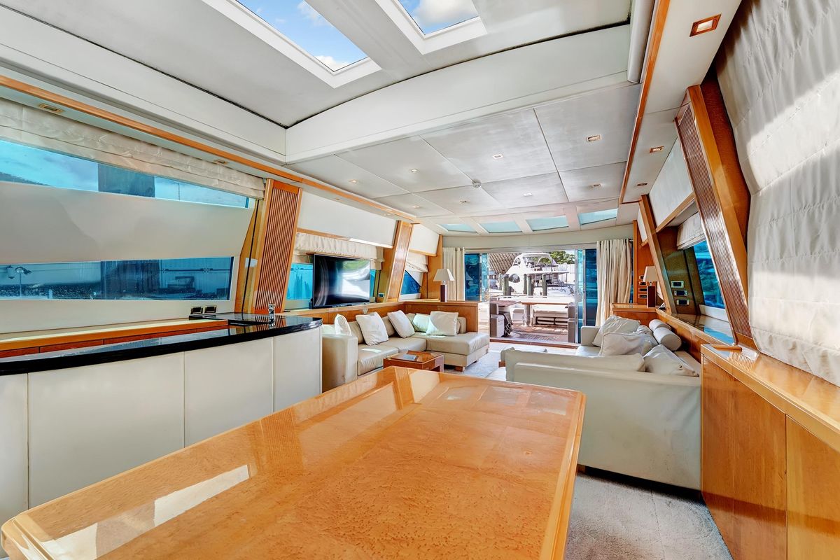 2007 Sunseeker 108 