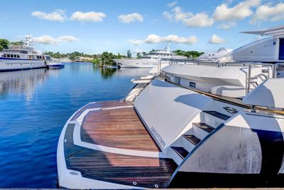 Yacht