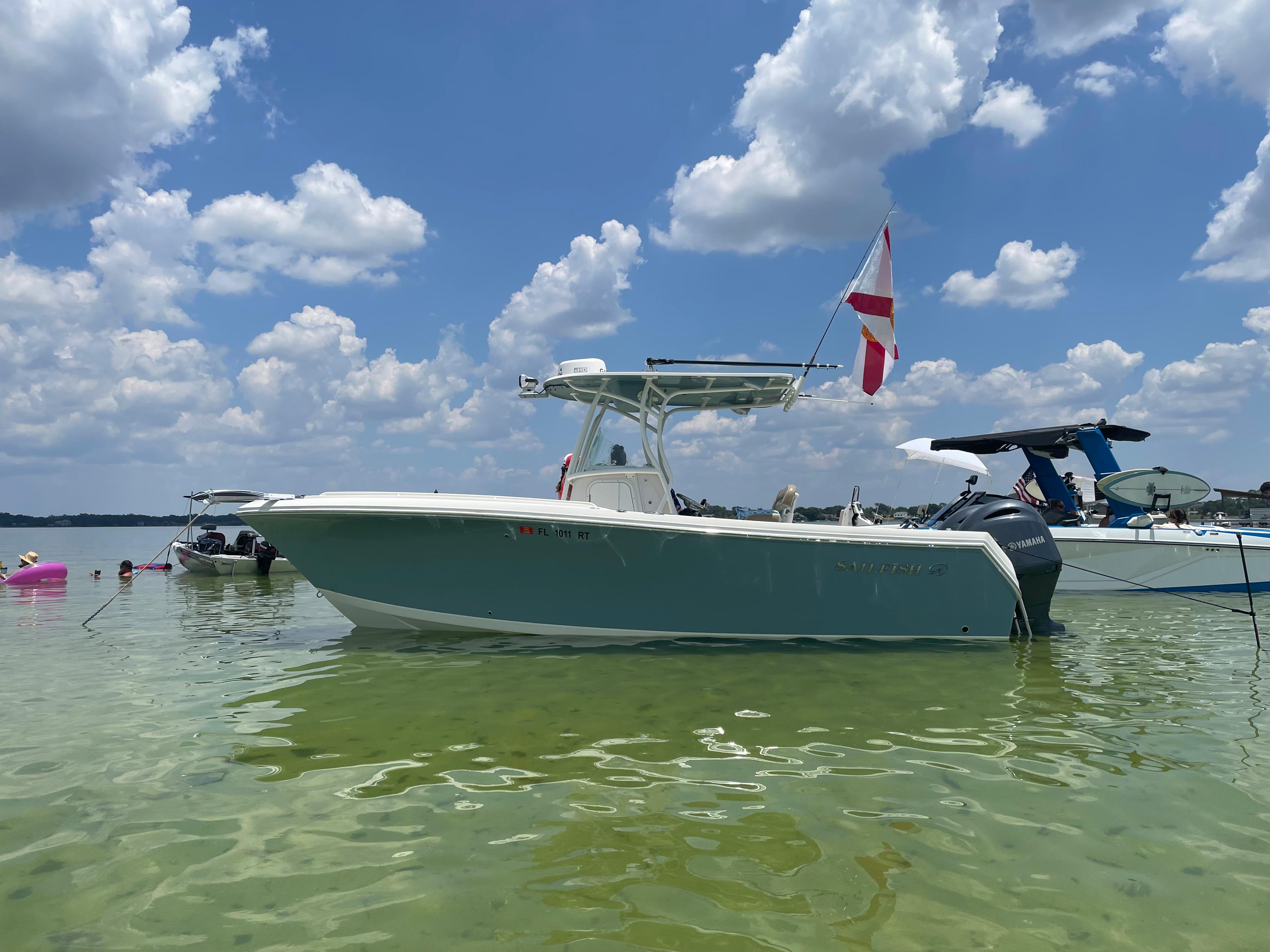 2018 Sailfish 242 Center Console for sale - YachtWorld