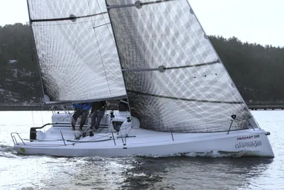 FarEast 28R