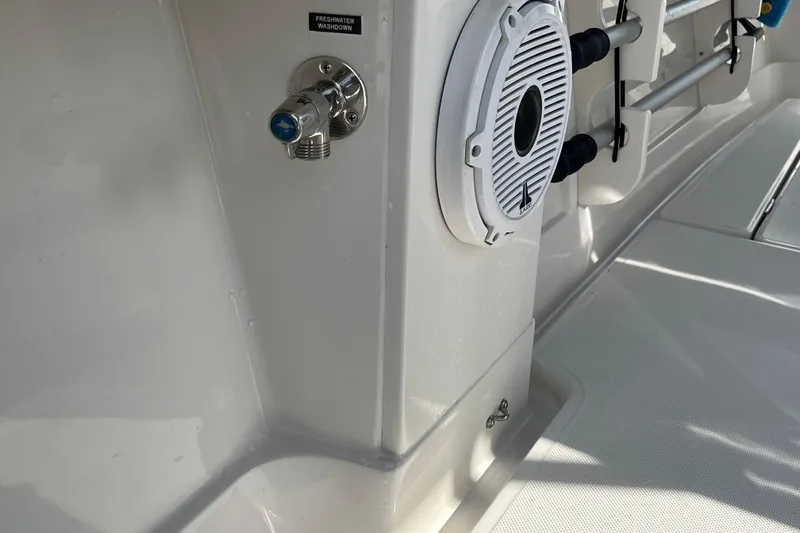  Yacht Photos Pics 2020 Jupiter 34 Center Console boat interior with freshwater washdown and speaker.
