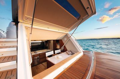 Yacht