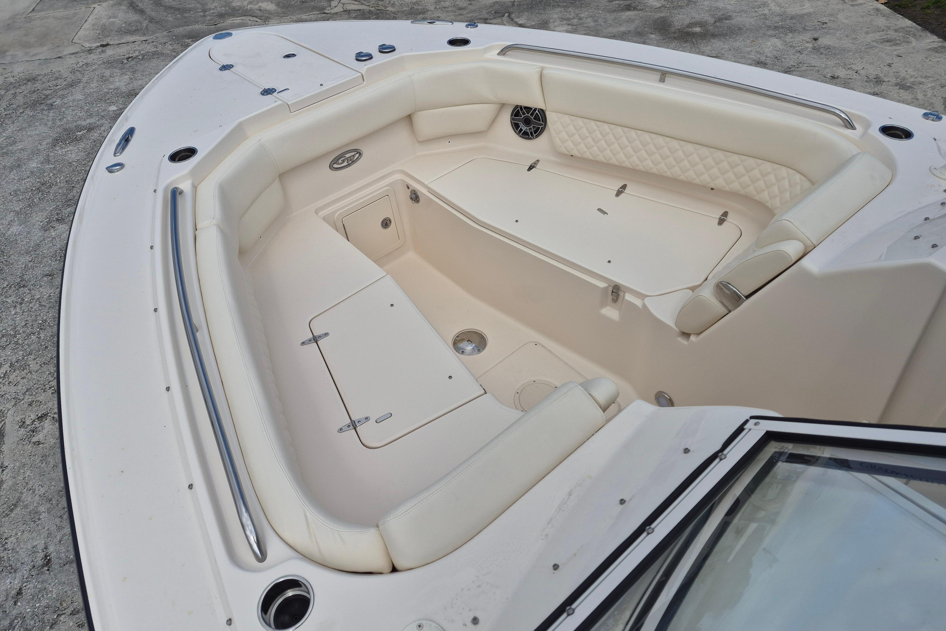 2026 Grady-White Freedom 307 - Image 7