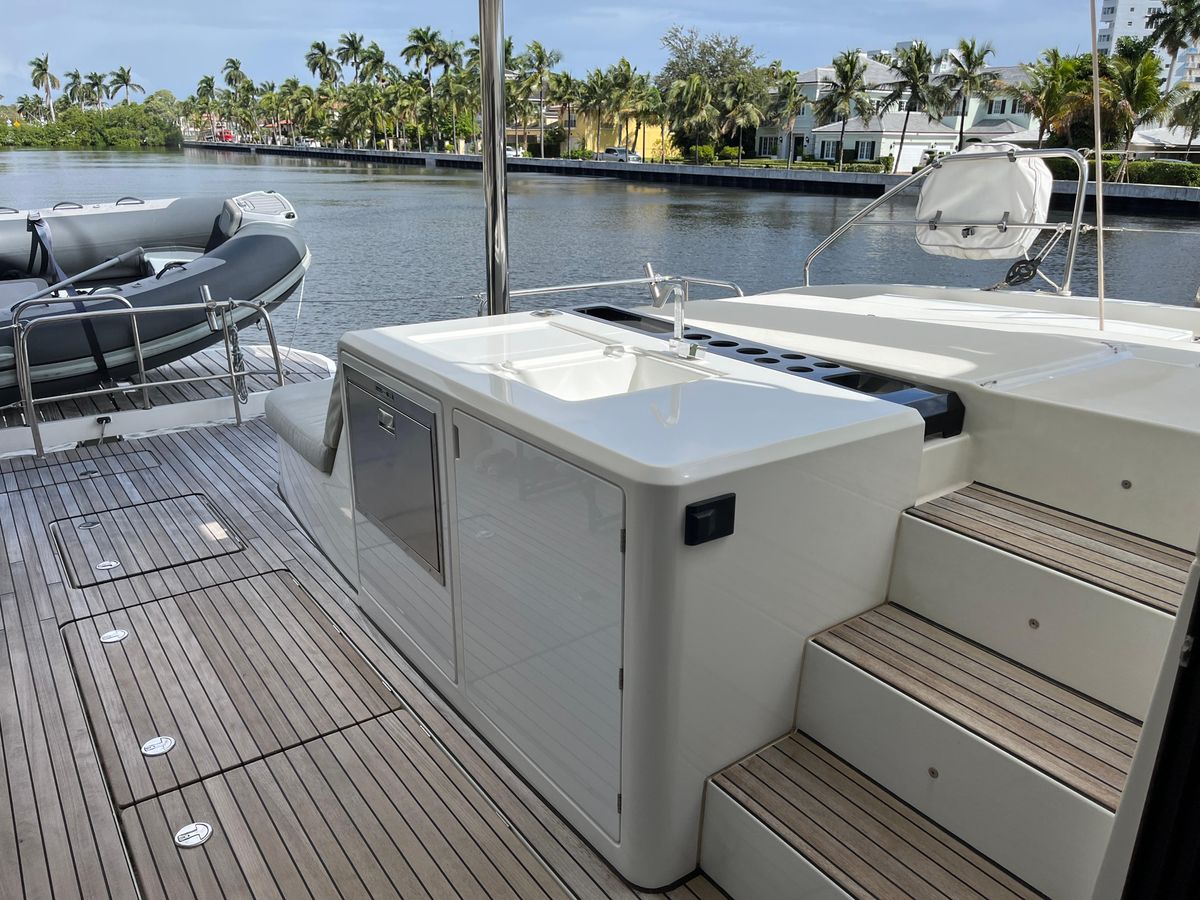2021 Lagoon 55 