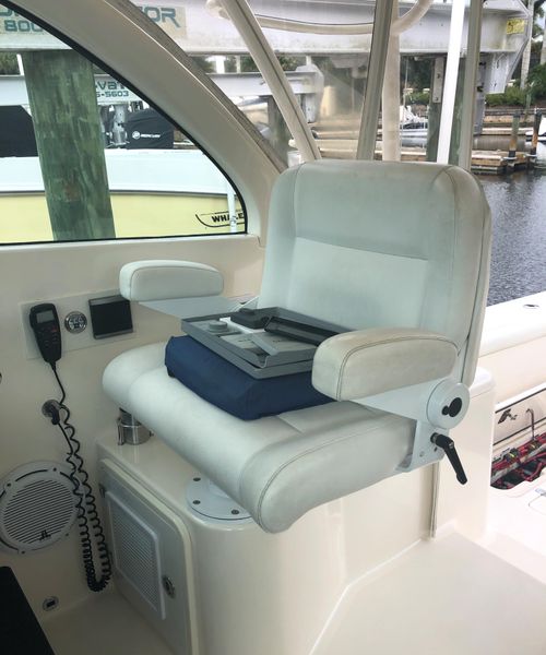 2013 Pursuit OS 385 Offshore