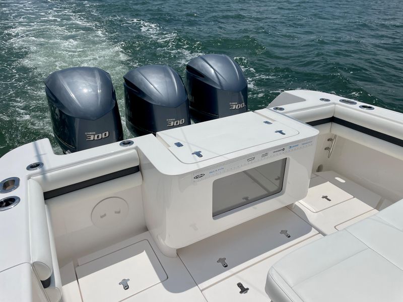 2017 Intrepid 375 Center Console