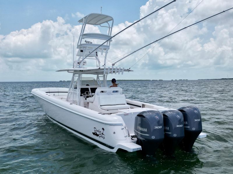 2017 Intrepid 375 Center Console