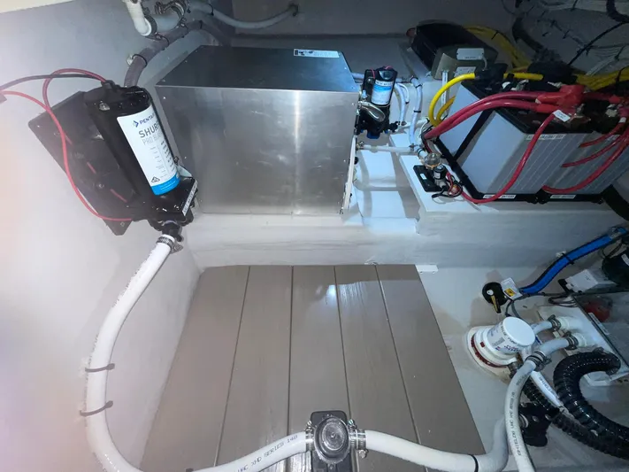 Duo Yacht Photos Pics 