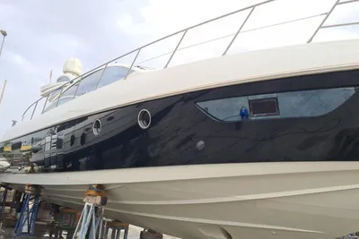 Azimut 62S