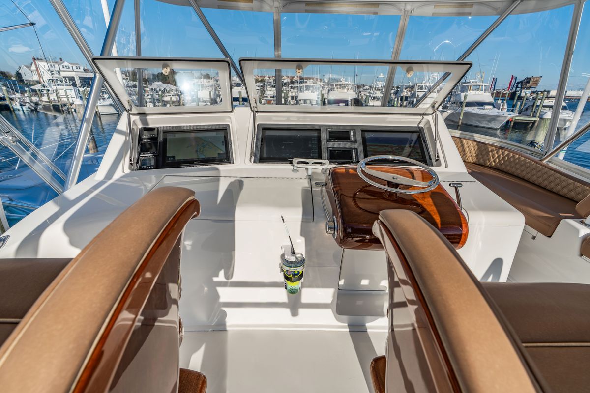 2015 Viking 46 