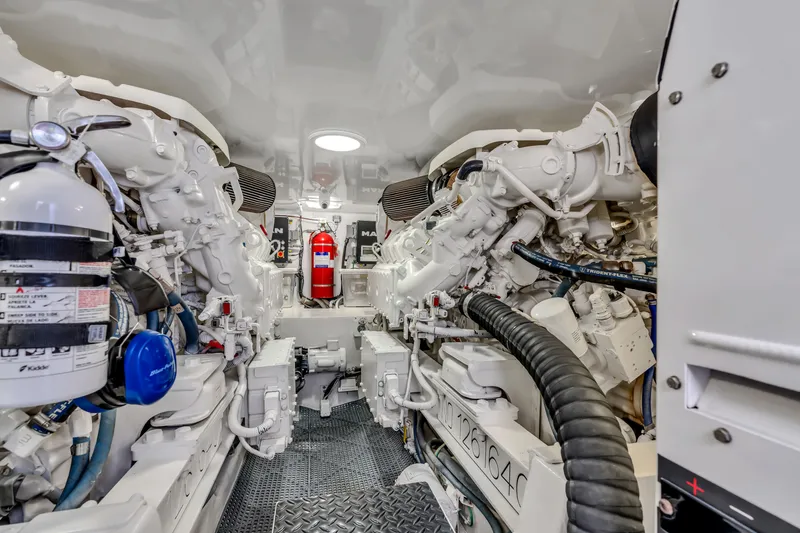 Amore Mia Yacht Photos Pics 