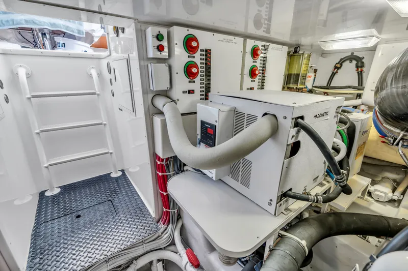 Amore Mia Yacht Photos Pics 