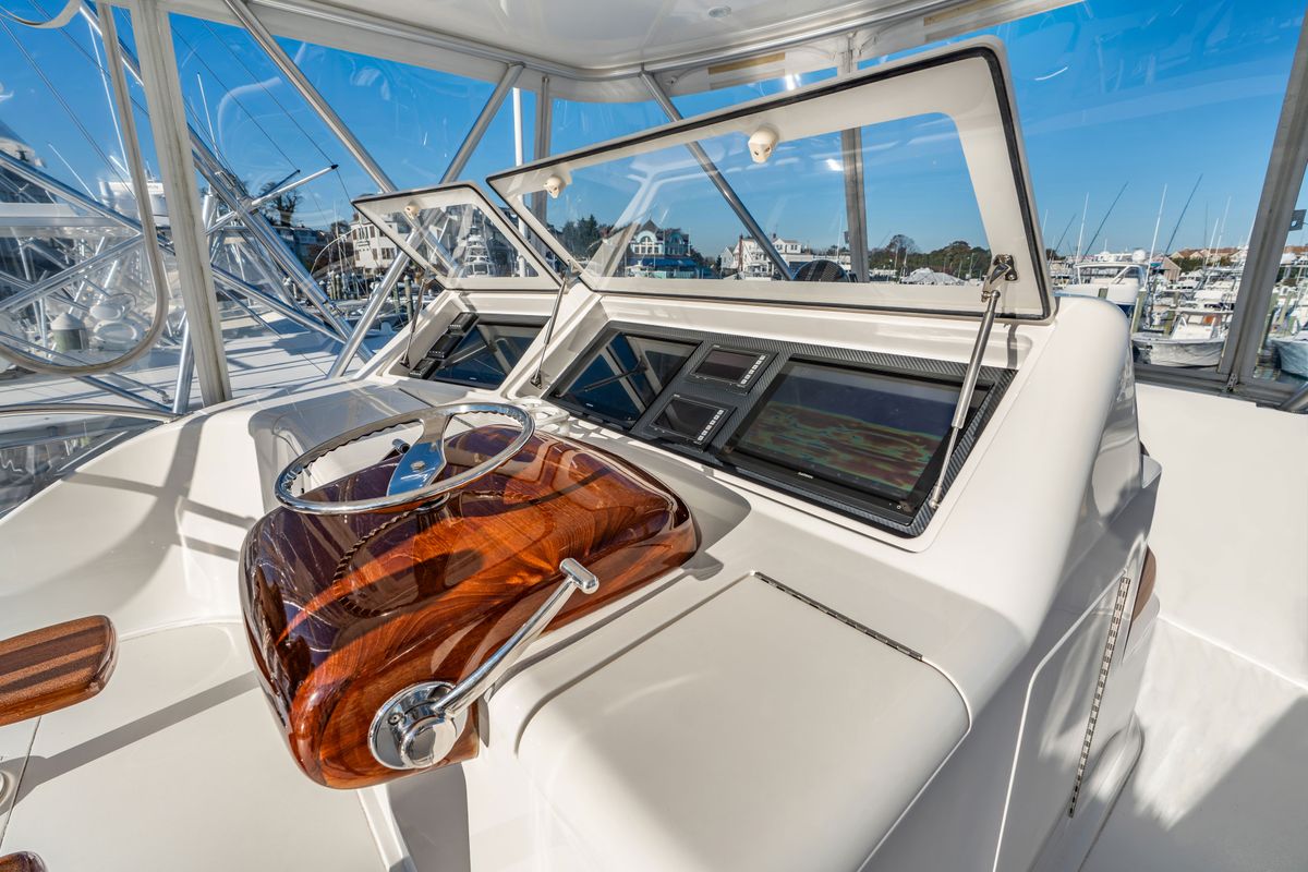 2015 Viking 46 