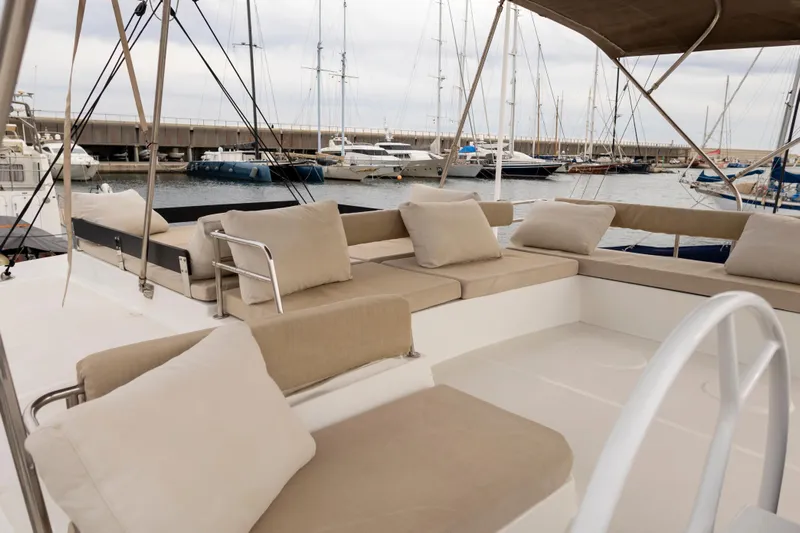 Tatani Yacht Photos Pics 