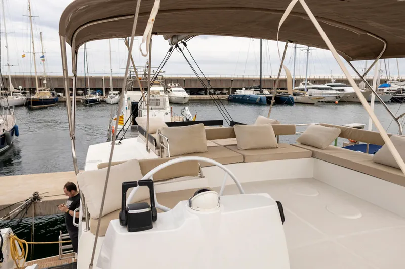 Tatani Yacht Photos Pics 