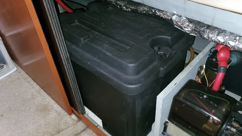 Sea Stories Yacht Photos Pics Battery Bank