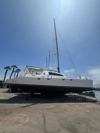 Una Vida Yacht Photos Pics 