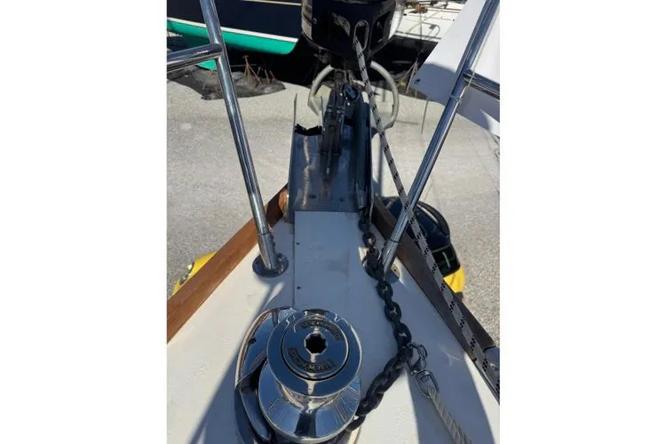 Lady Slipper Yacht Photos Pics 2005 Sabre 386 - Image 5