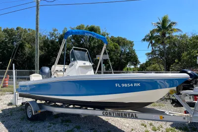 Robalo 206 Cayman