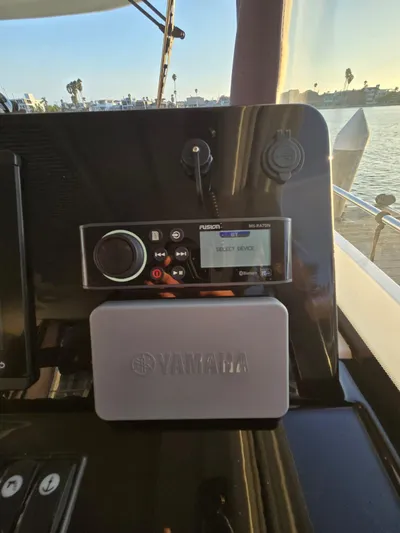 Down Time Yacht Photos Pics 