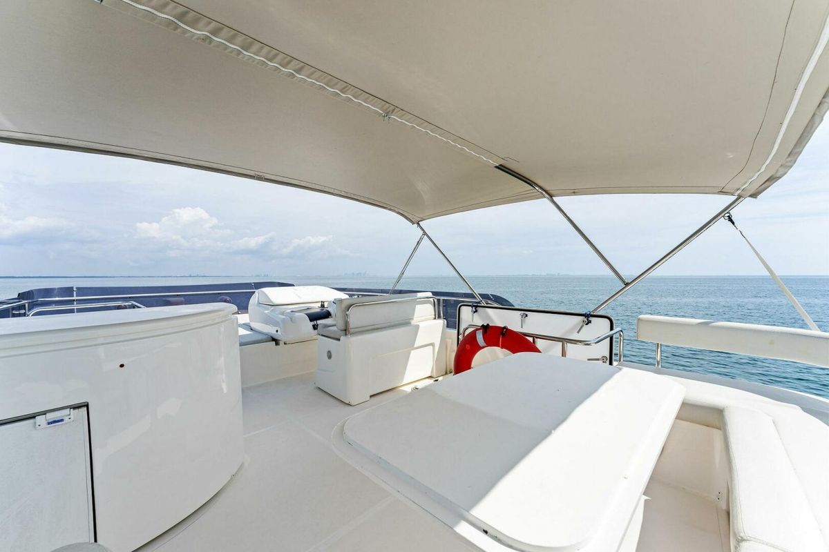2013 Ferretti Yachts 62 