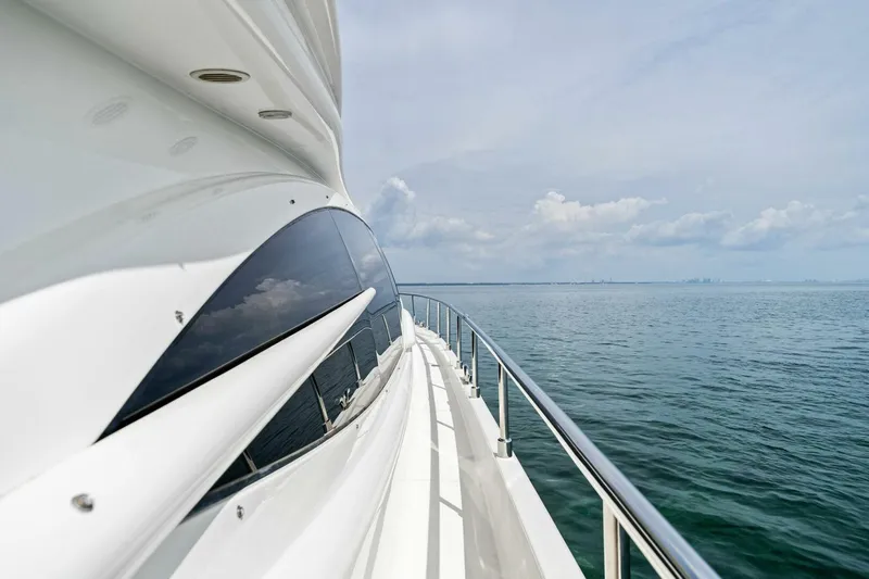 Big Deck Energy Yacht Photos Pics 