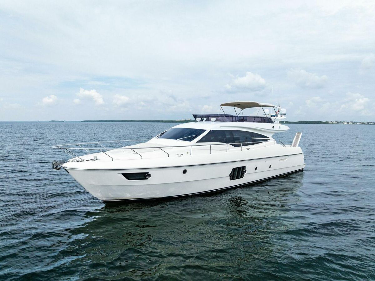 2013 Ferretti Yachts 62 