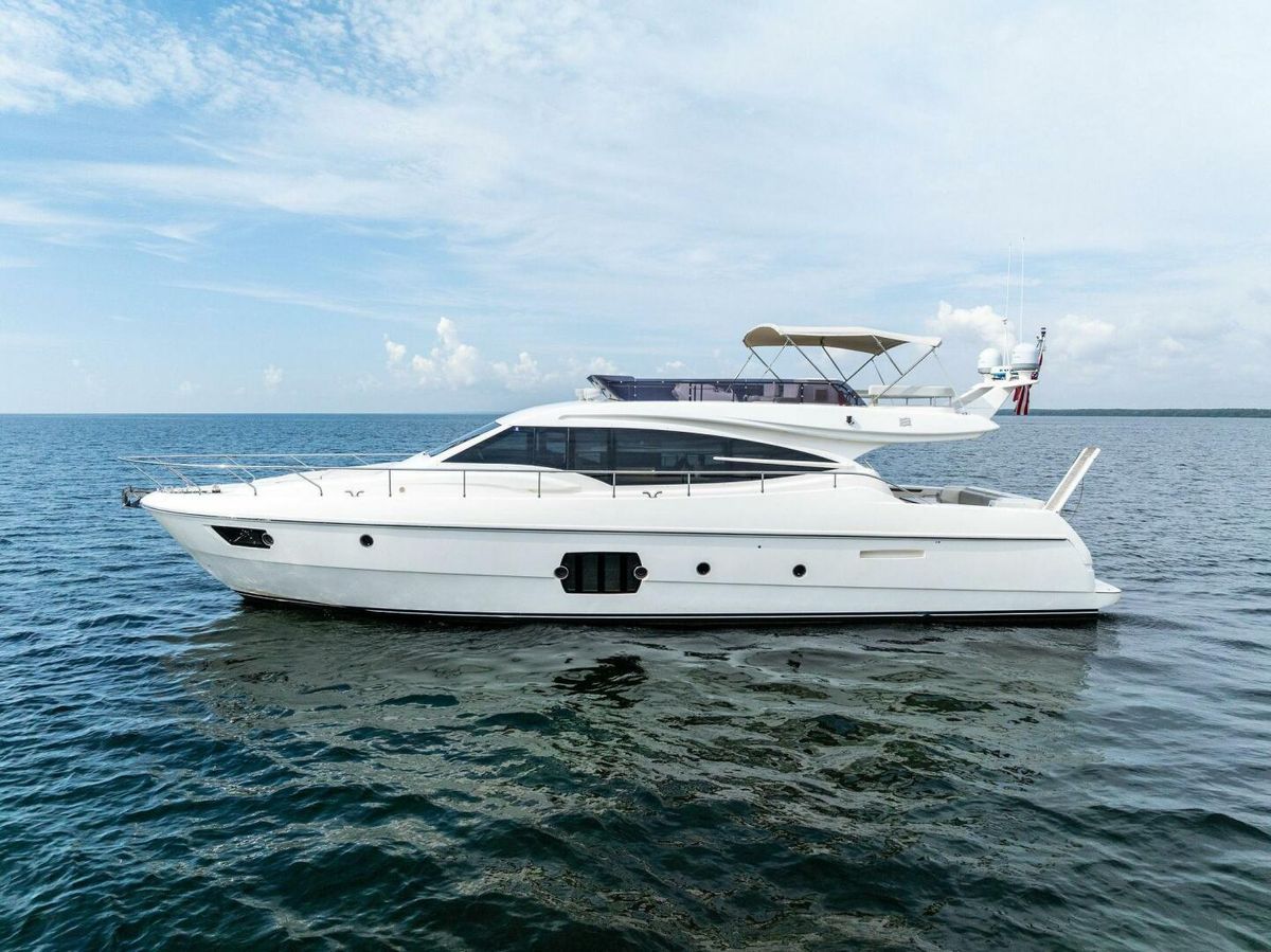 2013 Ferretti Yachts 62 