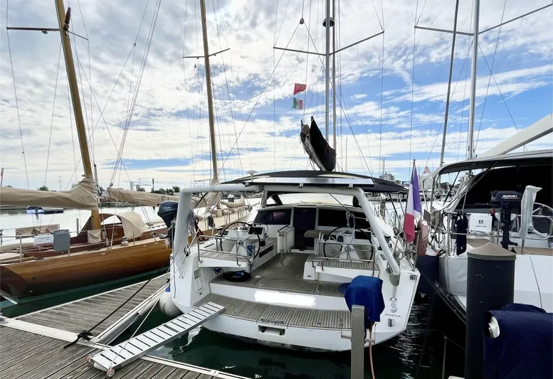  Yacht Photos Pics Beneteau Sense 50 (1)