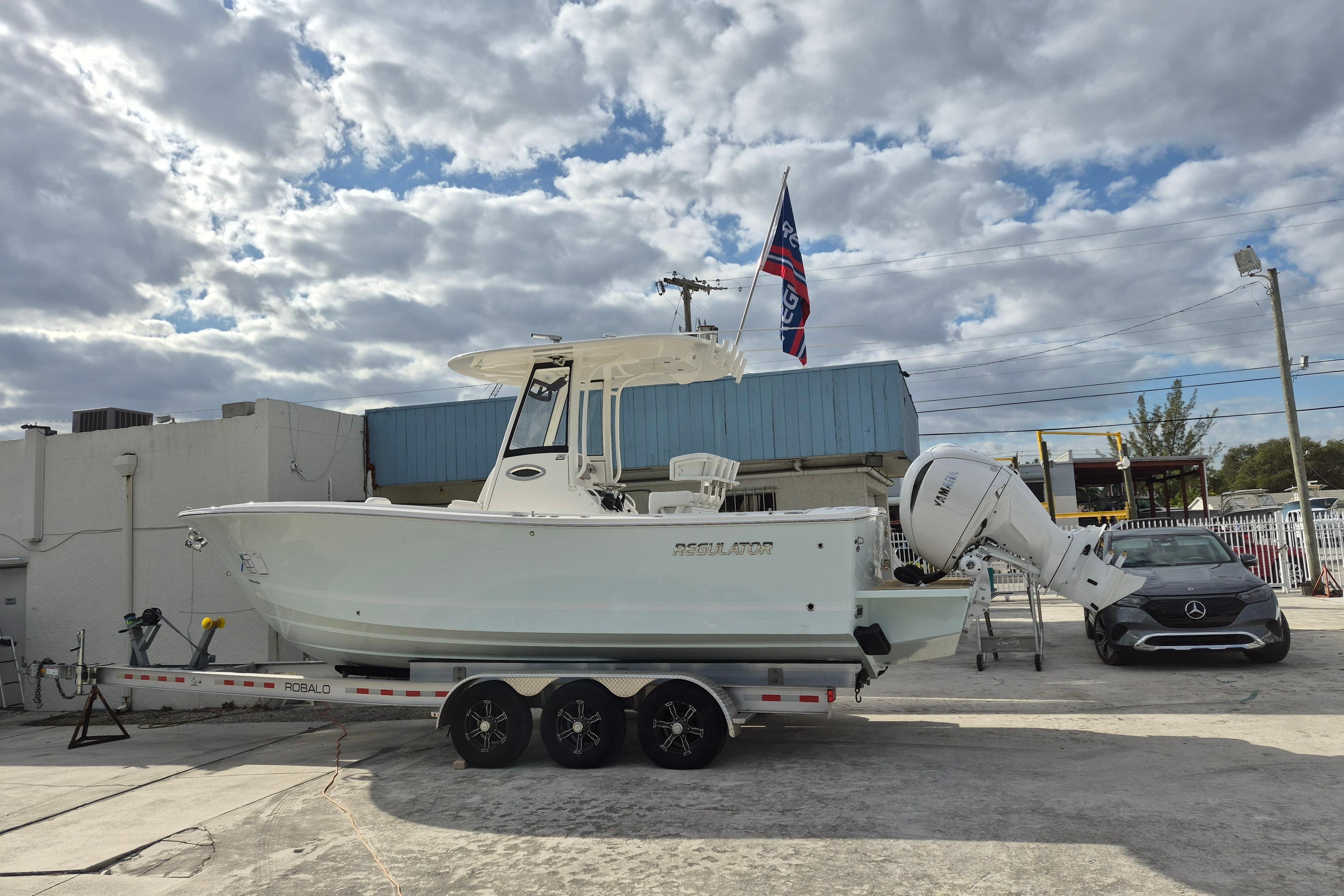 2026 Regulator 25 - Image 4